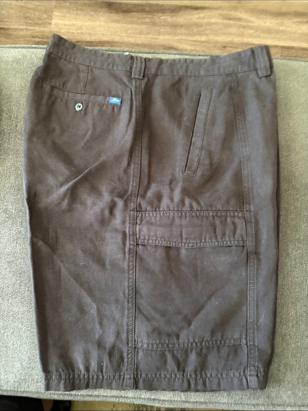 VGUC. Tommy Bahama Mens black  Utility Cargo Shorts